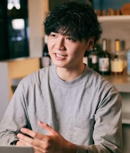 相談担当の岩崎裕馬